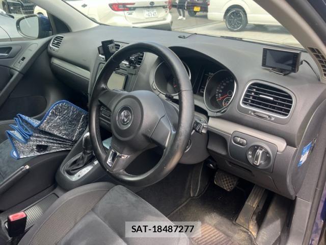VolksWagen GOLF 2011-09 8415831-8