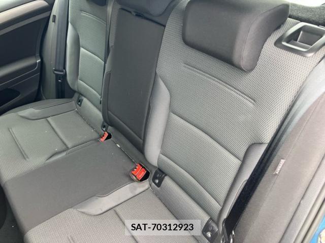 VolksWagen GOLF 2015-09 8415824-13