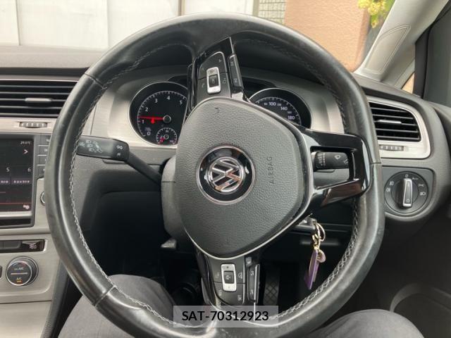 VolksWagen GOLF 2015-09 8415824-20
