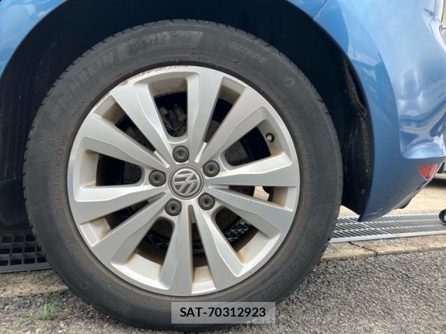 VolksWagen GOLF 2015-09 8415824-7