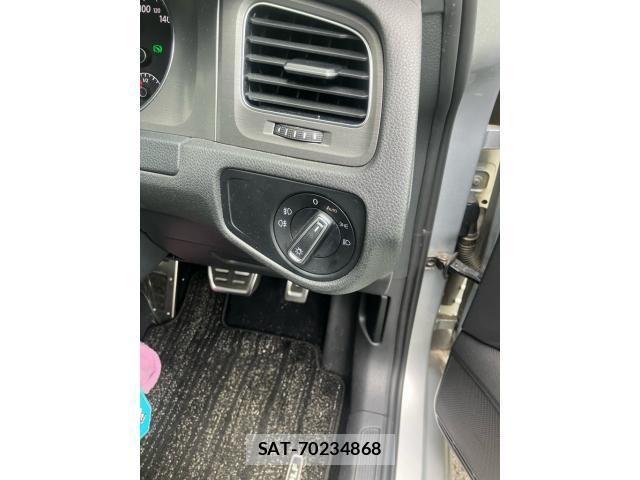VolksWagen GOLF 2013-11 8439101-10