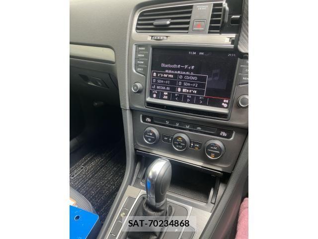VolksWagen GOLF 2013-11 8439101-13
