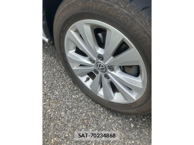 VolksWagen GOLF 2013-11 8439101-3