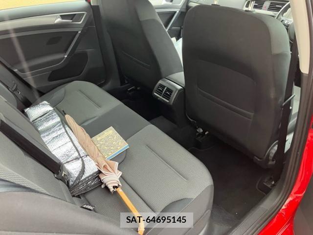 VolksWagen GOLF 2014-02 8458768-14
