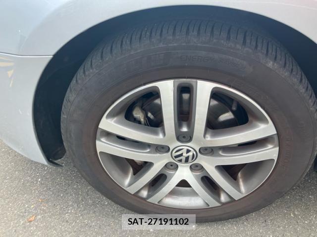 VolksWagen GOLF 2009-09 8458767-5