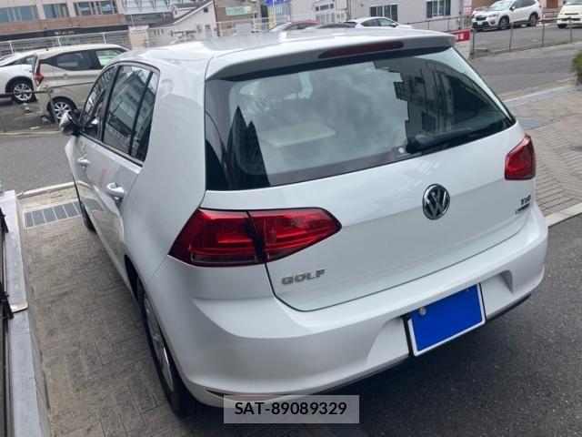 VolksWagen GOLF 2015-01 8486265-3