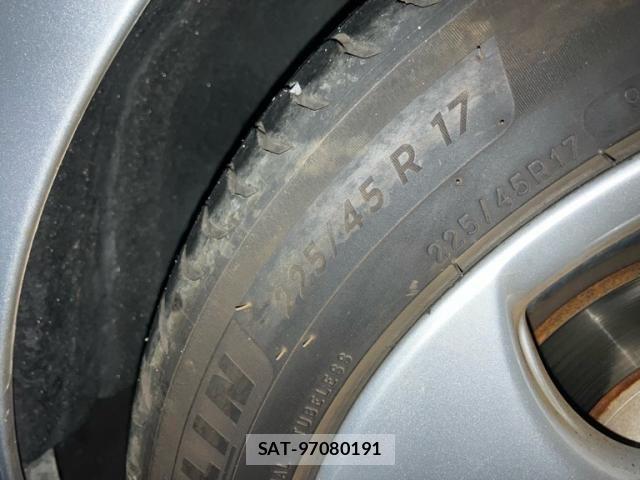 VolksWagen GOLF 2009-12 8486266-19