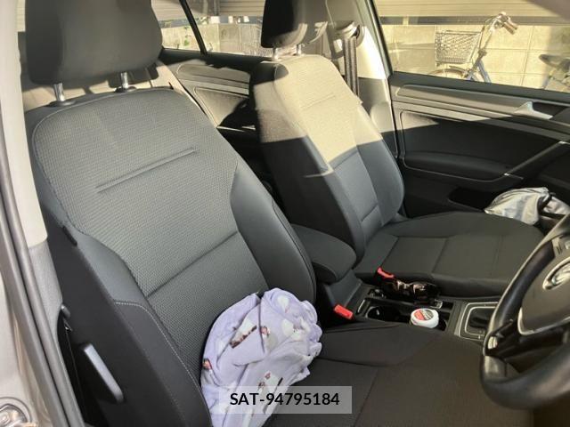 VolksWagen GOLF 2013-10 8528201-10