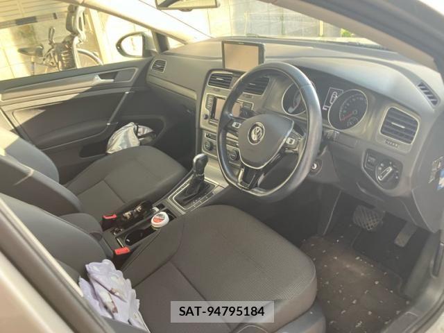 VolksWagen GOLF 2013-10 8528201-11