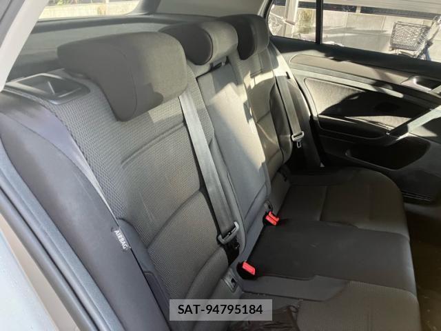 VolksWagen GOLF 2013-10 8528201-6