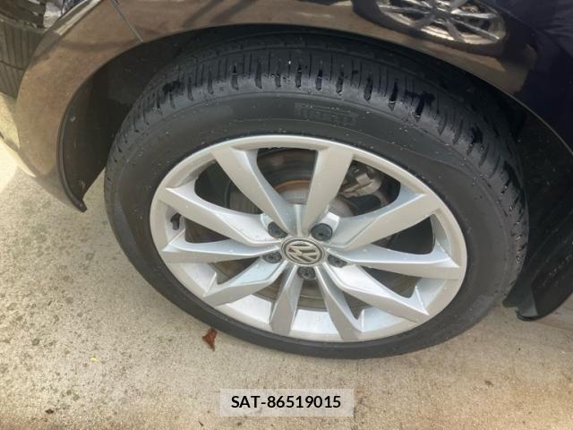 VolksWagen GOLF 2019-02 8528199-4
