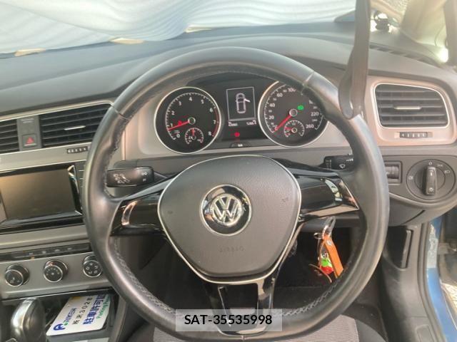 VolksWagen GOLF 2014-02 8528200-10