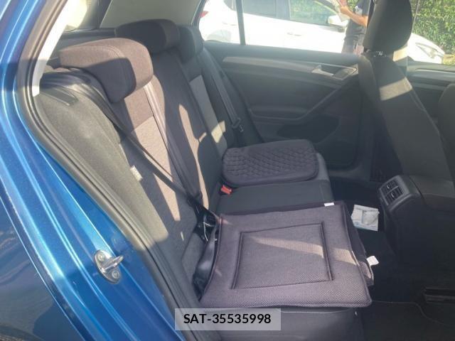VolksWagen GOLF 2014-02 8528200-14