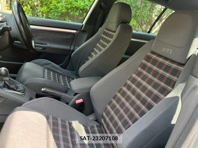 VolksWagen GOLF 2007-01 8564084-17