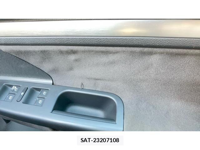 VolksWagen GOLF 2007-01 8564084-23