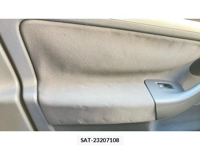 VolksWagen GOLF 2007-01 8564084-24