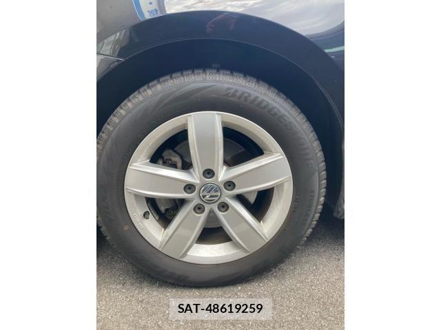 VolksWagen GOLF 2019-12 8564083-6