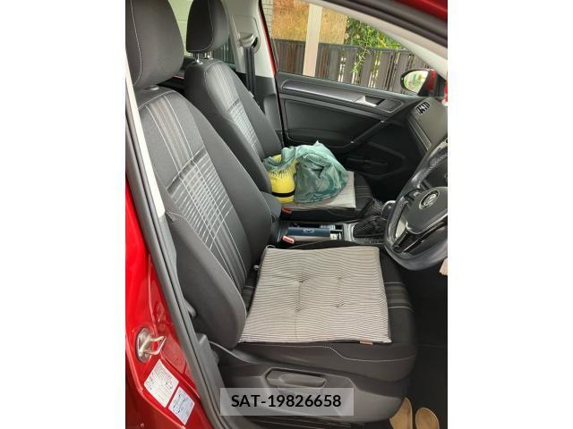 VolksWagen GOLF 2015-08 8564085-14