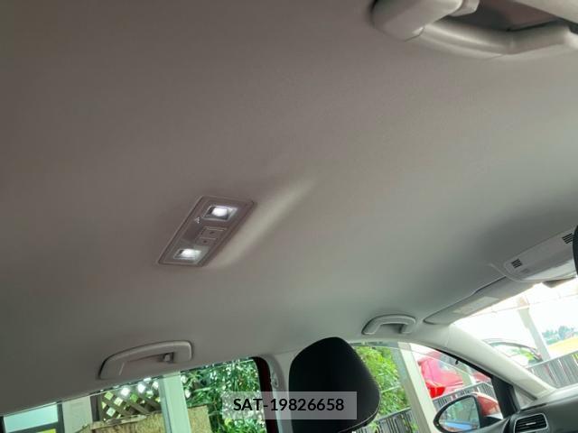 VolksWagen GOLF 2015-08 8564085-16