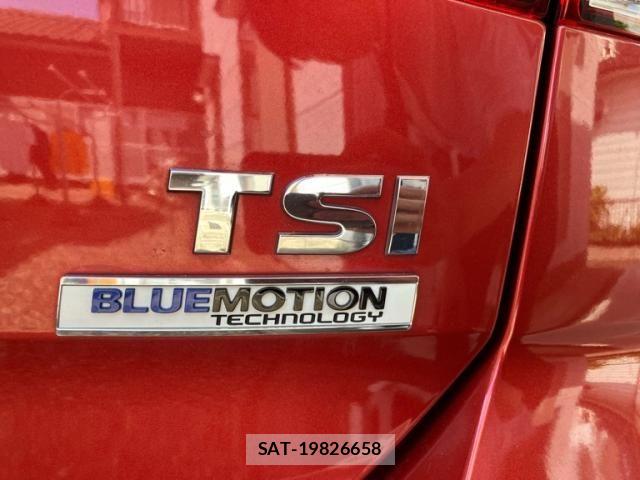VolksWagen GOLF 2015-08 8564085-28