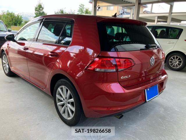 VolksWagen GOLF 2015-08 8564085-2