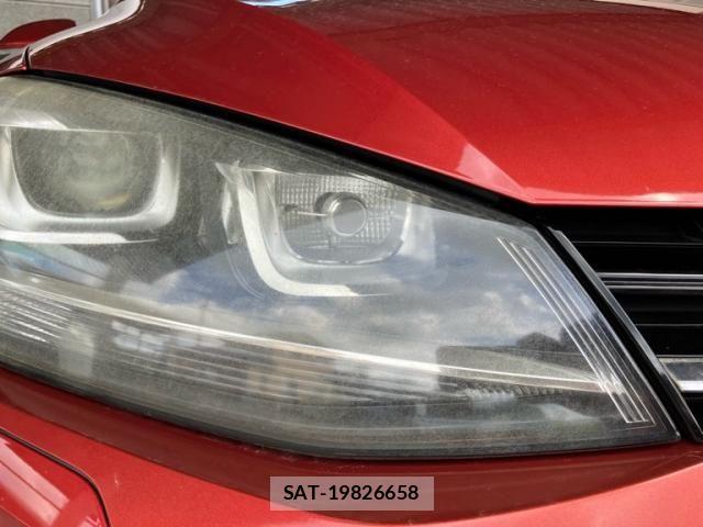 VolksWagen GOLF 2015-08 8564085-4