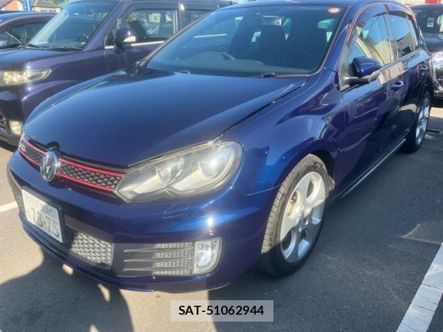 VolksWagen GOLF 2012-01 8629730-0
