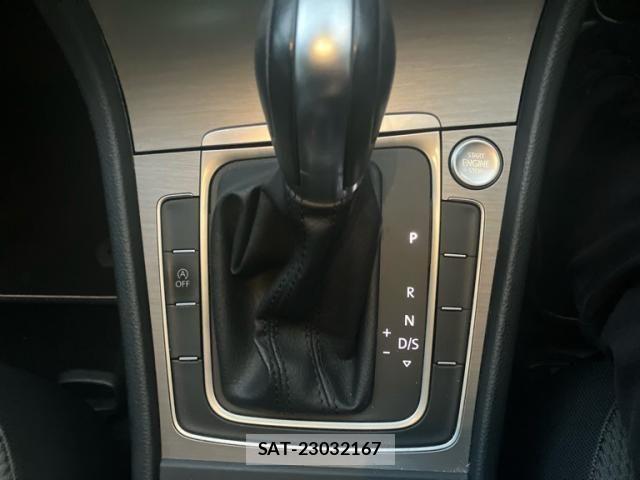 VolksWagen GOLF 2016-09 8629729-20
