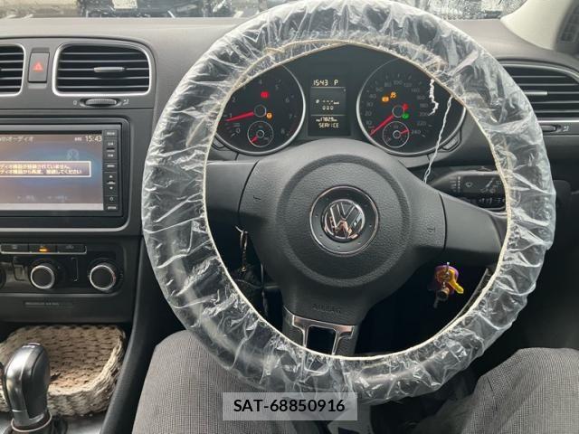 VolksWagen GOLF 2012-07 8629731-10