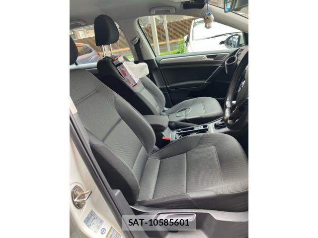 VolksWagen GOLF 2014-01 8662401-10