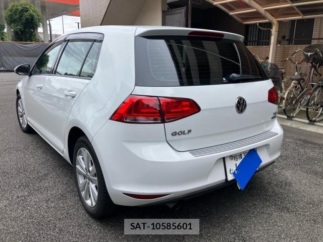 VolksWagen GOLF 2014-01 8662401-6