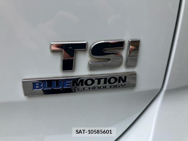 VolksWagen GOLF 2014-01 8662401-8