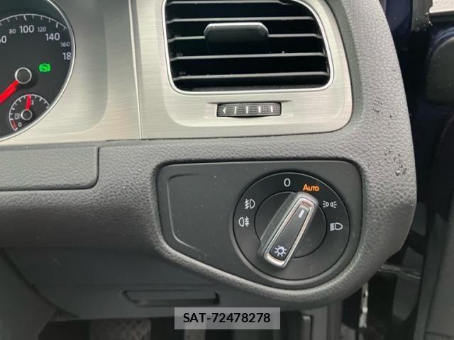 VolksWagen GOLF 2014-10 8662402-13