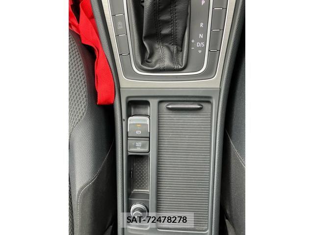 VolksWagen GOLF 2014-10 8662402-19