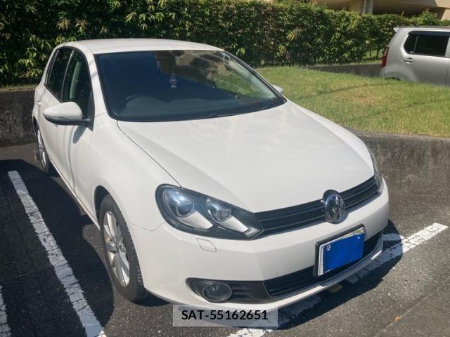 VolksWagen GOLF 2013-03 8667136-0