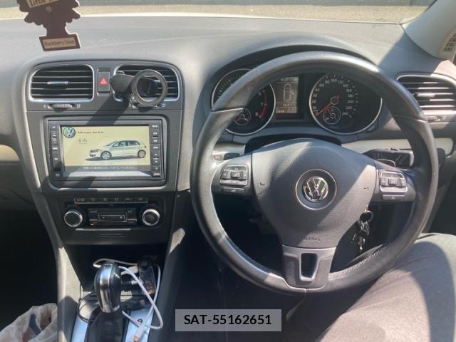 VolksWagen GOLF 2013-03 8667136-13