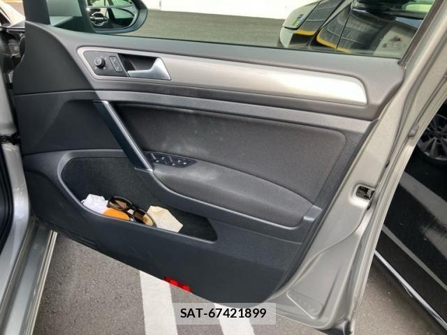 VolksWagen GOLF 2014-03 8662403-12
