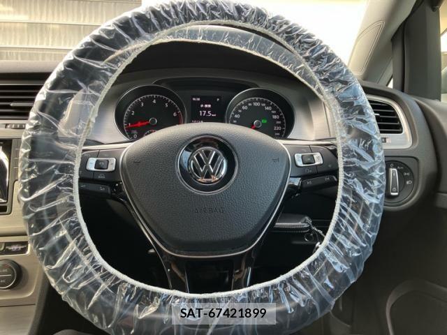 VolksWagen GOLF 2014-03 8662403-17