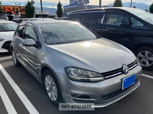 VolksWagen GOLF 2014-03 8662403-2