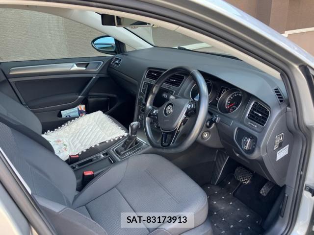 VolksWagen GOLF 2013-11 8686923-11