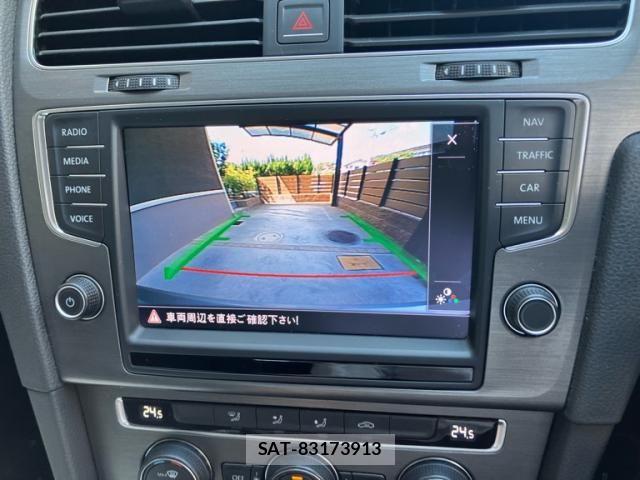 VolksWagen GOLF 2013-11 8686923-22