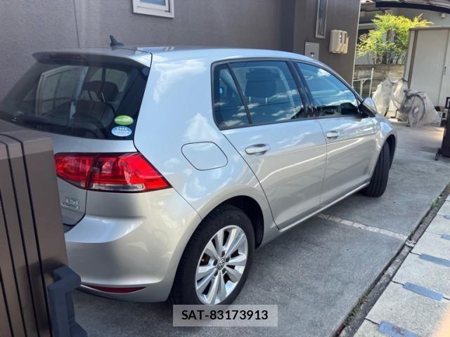VolksWagen GOLF 2013-11 8686923-5