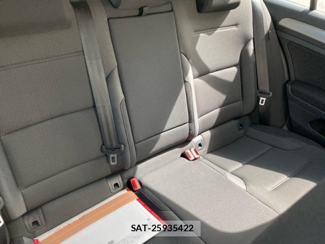 VolksWagen GOLF 2015-06 8746835-9