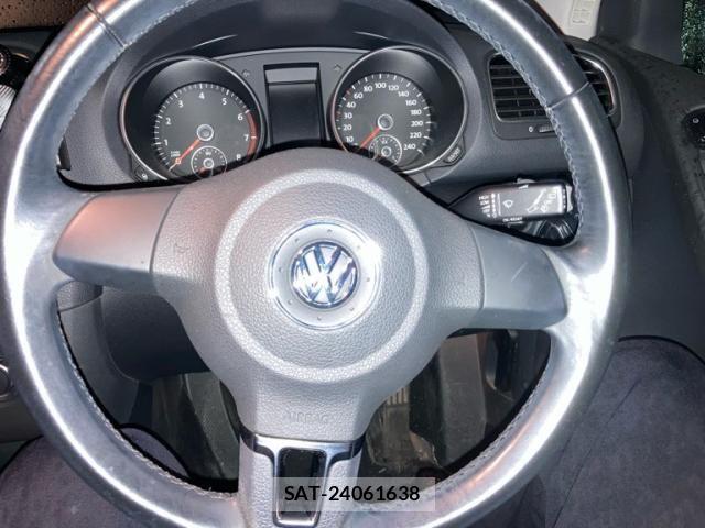 VolksWagen GOLF 2010-02 8746838-16