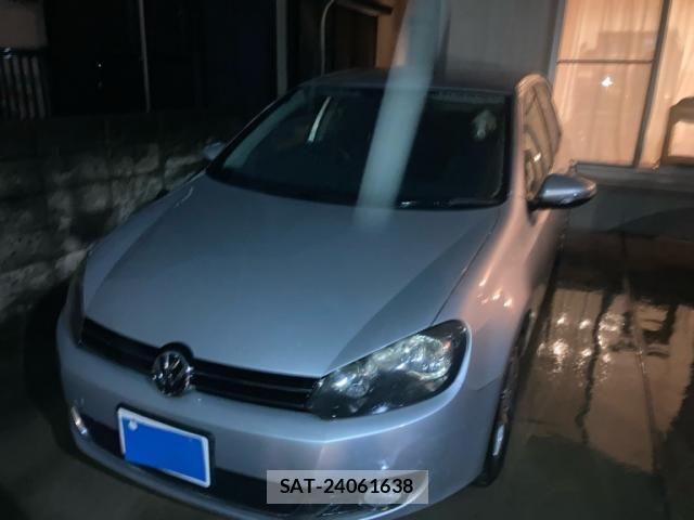 VolksWagen GOLF 2010-02 8746838-1