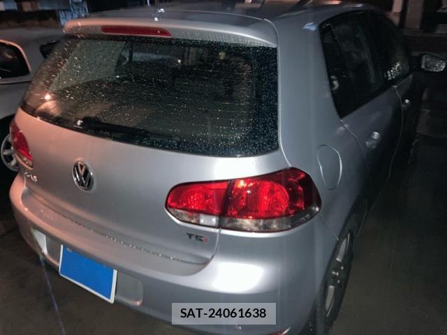 VolksWagen GOLF 2010-02 8746838-3