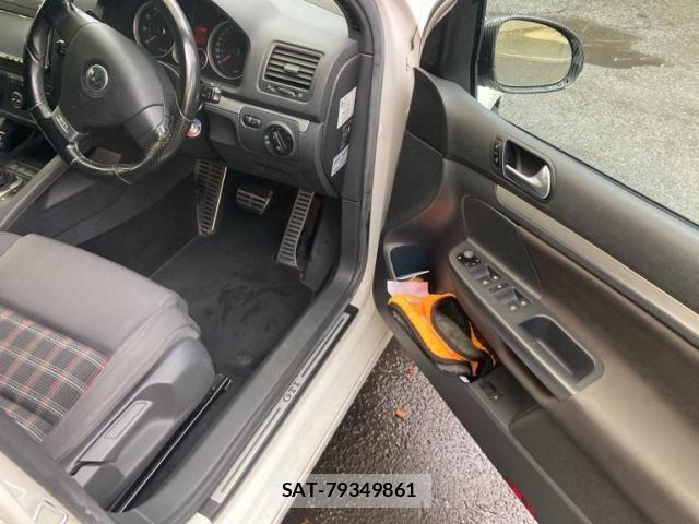 VolksWagen GOLF 2007-09 8746836-9
