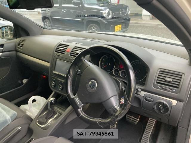 VolksWagen GOLF 2007-09 8746836-11