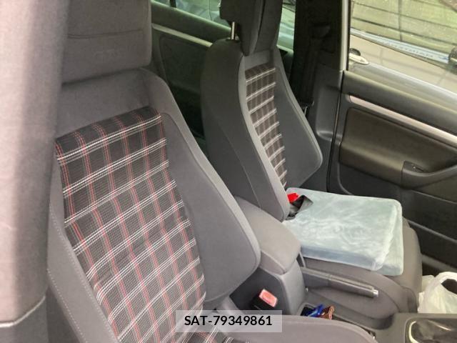 VolksWagen GOLF 2007-09 8746836-12