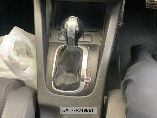 VolksWagen GOLF 2007-09 8746836-18